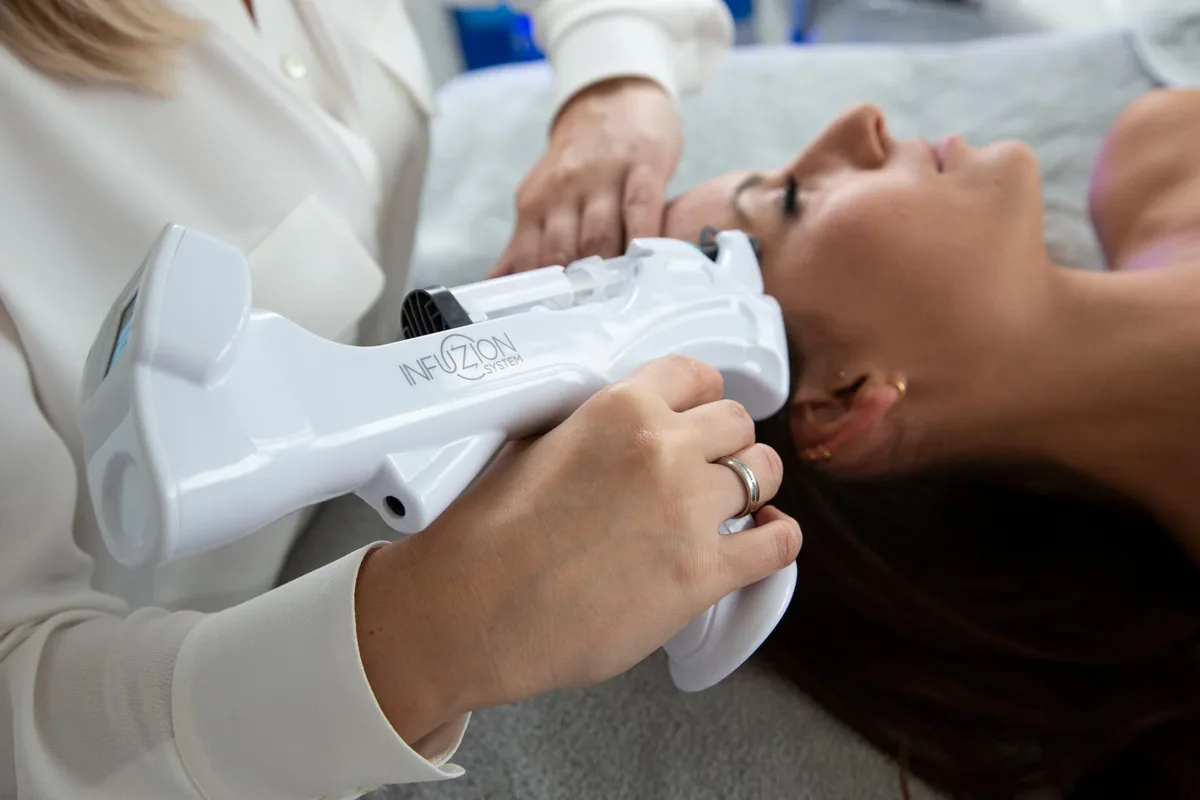 INFUZION® Behandlung bei skin.concept in Erlenbach