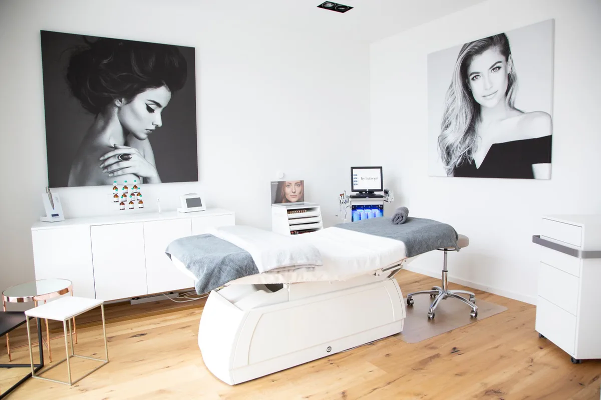 Innenansicht des Instituts von skin.concept